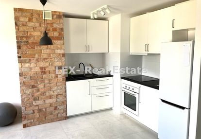 Do wynajęcia mieszkanie 40m2 w centrum pruszkowa.