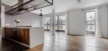 Nowoczesny apartament w centrum w kamienicy