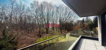 Z widokiem na park, 4-pokoje, grzegórzki