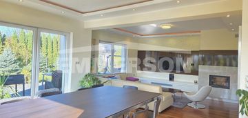 Michałowice - przestronny i elegancki dom