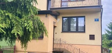 Pół bliźniaka/ blisko pkp/dom 240m2/dz.30 arów