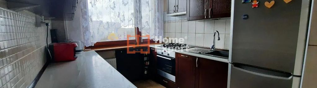 3 pokoje+kuchnia, miejsce postojowe, piwnica