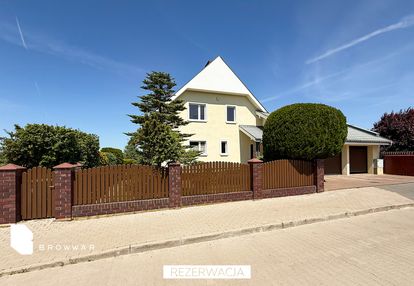 Komfortowy dom z zadbanym ogrodem