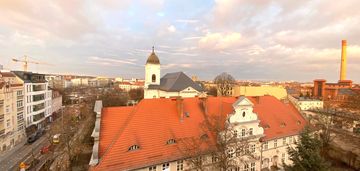 Kawalerka do remontu w ścisłym centrum poznania