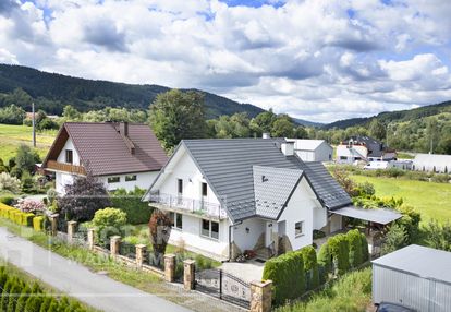 Dom jednorodzinny w pod nowymsączem królowa polska