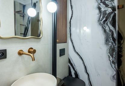 Nowy apartament w odnowionym budynku w 2020 r.