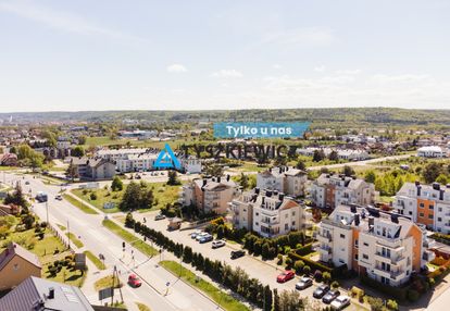 Miejsce w hali, komórka, 3 tarasy, piękny widok.