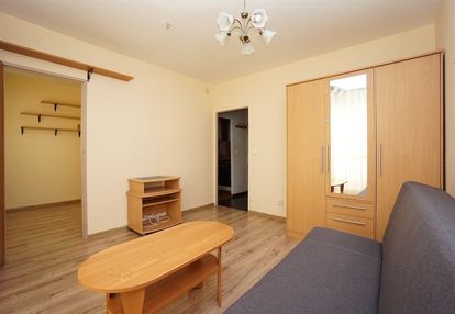 2 pokoje balkon piwnica ul. łączna zawodzie
