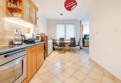 Sprzedam, duża kuchnia, 2-pok z balkonem