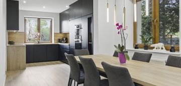 Dom w pełni wykończony. kampinos. cybulice duże.