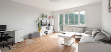 Mieszkanie z panoramicznym widokiem przy lesie