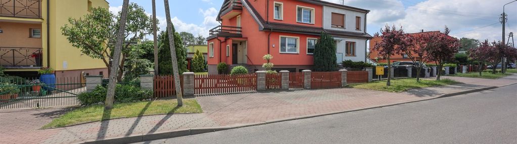 Dom z garażem w świetnej lokalizacji!!!