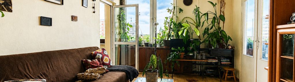 Dwustronne rozkładowe m3 z loggia i piwnicą
