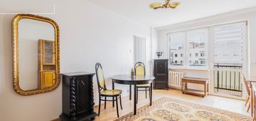 Kawalerka oliwa, miejsce postojowe, widok na morze