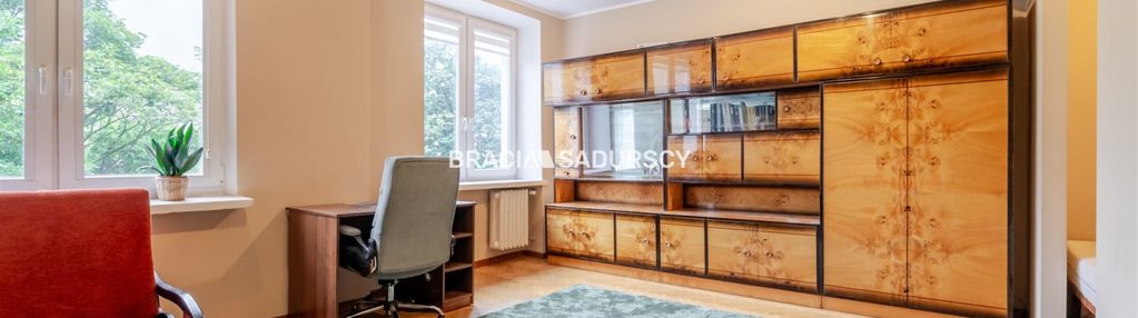 Na sprzedaż/ kawalerka z potencjałem/ 37m2