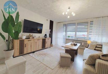 Mieszkanie w centrum , balkon z widokiem na góry