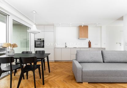 Klimatyczny apartament na osiedlu oficerskim