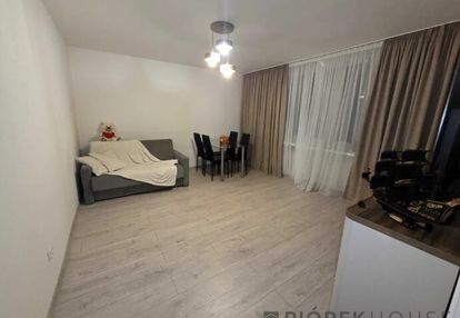 3-pokojowe mieszkanie na pradze-południe