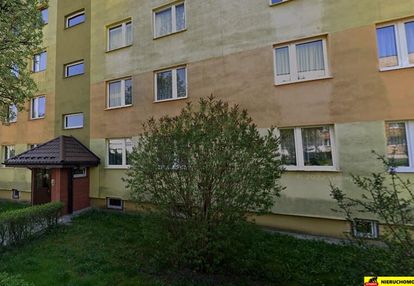 3 pokoje 70m2 i piętro, balkon, bez piecyka