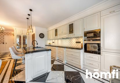 Luksusowy apartament z garażem w sercu miasta