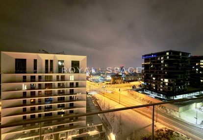 Penthouse | 10 piętro | południe i zachód | 300 cm