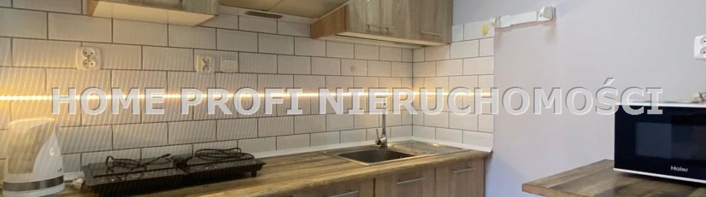 Dwa pokoje 3 maja - 2200 za dwie osoby całość