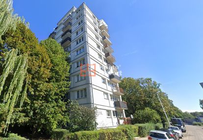 Okolice ul. oporowskiej   winda/balkon/po remoncie