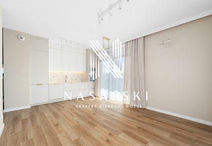 Mieszkanie 60 m2 centrum, 3 pokoje z tarasem