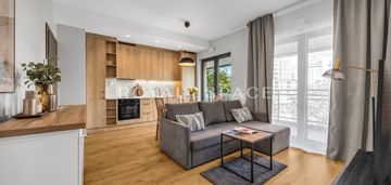 Stylowy apartament na woli z loggią