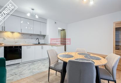 Nowe, komórka, garaż, komunikacja miejsca eng