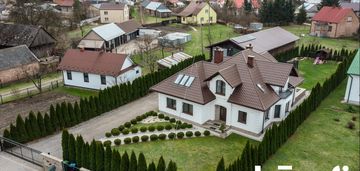 Jeden z najpiękniejszych domów w nowej dębie