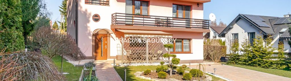 Dom gotowy do zamieszkania z pięknym ogrodem