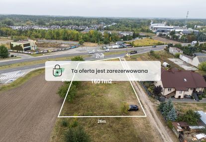Działka pod zabudowę jednorodzinną lub usługi