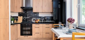 Ścisłe centrum | 1 piętro | po remoncie | balkon