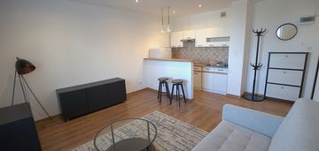 2 pokoje centrum ii piętro parking ul. żeromskiego