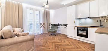Ścisłe centrum 3 pokojowe mieszkanie