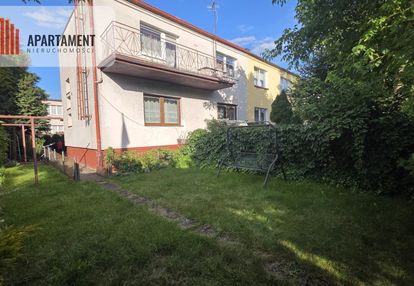Połowa domu , ogród, piwnica  czyżkówko