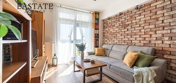 Taras na dachu / niski czynsz / komórka na piętrze