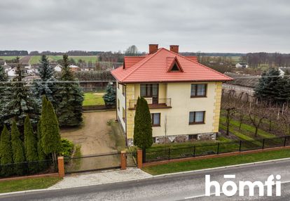 Dom z dużymi możliwościami 15 km od radomia.