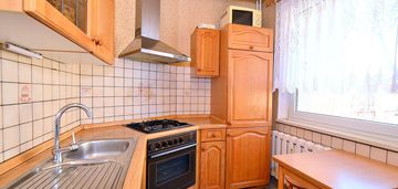 60 m,2 balkon, 1 piętro