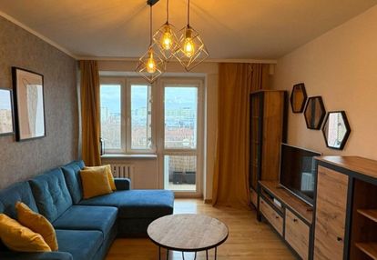 | przy metrze | po remoncie | umeblowane|