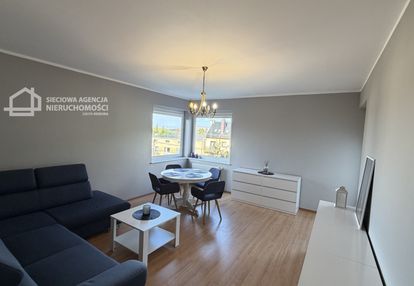 Kawalerka z garderobą i balkonem