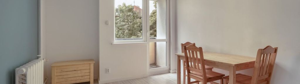 Słoneczne mieszkanie w otoczeniu zieleni