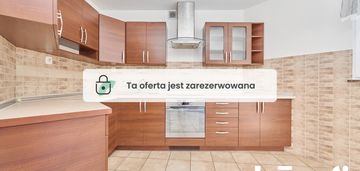 3-pok kromera 63m2+komórka parking