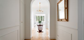 Reprezentacyjny apartament przy łazienkach królews