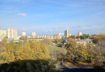 M-3 na 4-piętrze w bloku 42m2 na szwederowie.