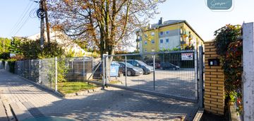 Atrakcyjny przestronny apartament w centrum