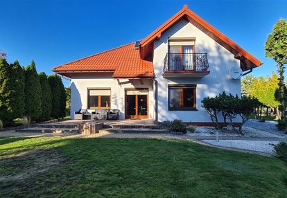 Dom energooszczędny z pięknym ogrodem – turów