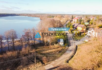 Działka nad jeziorem strzepcz w pierwszej lini