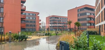 2 pokoje, 37 m², balkon, garaż – 2024 r.